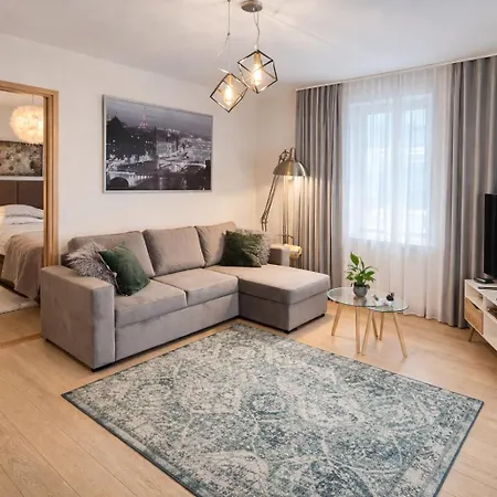 Lägenhet Jakobsoni 7 *