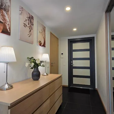 Jakobsoni 7 * Tallinn